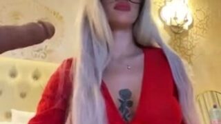 MILF blonde live toys webcam show in shower