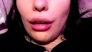 Sexy hottie Anetta Keys enjoys a solo toy masturbation